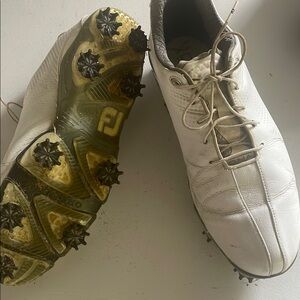 FootJoy DryJoy White Athletic Golf Shoes with Removable Cleats